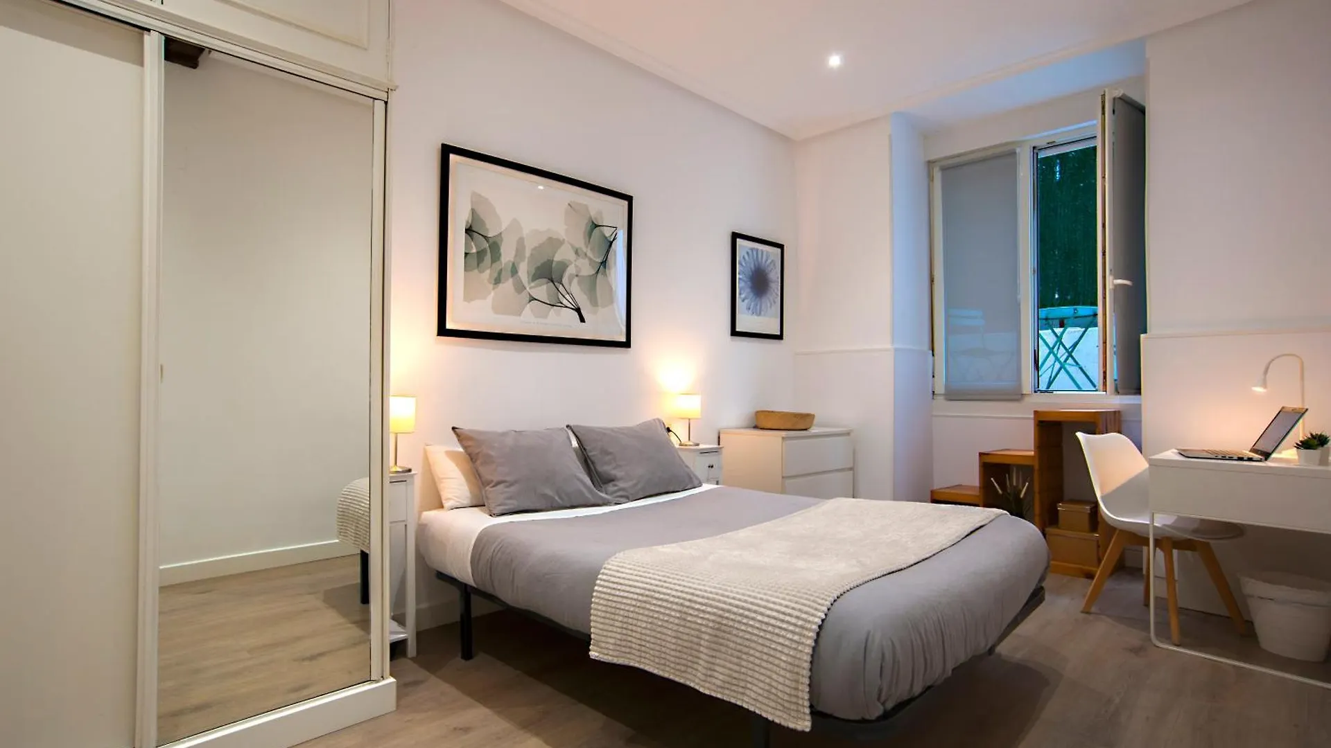 Apartamento Donostia, a pocos pasos de la playa de la Concha. San Sebastián